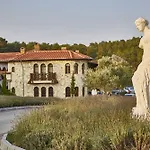 Gasthuis Vinifera Vineyards