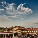 Vinifera Vineyards 4*