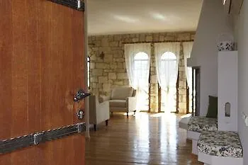 Konukevi Vinifera Vineyards Selçuk